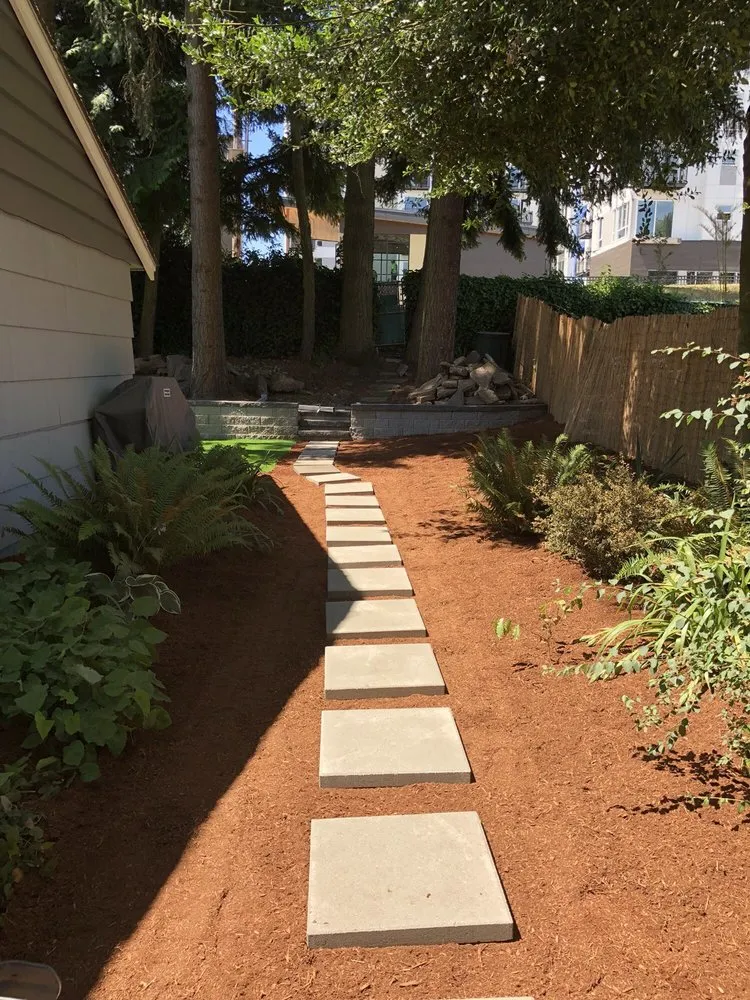 Custom yard maintenance in Lynnwood, WA by JM Landscaping