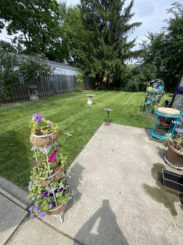 Top-rated lawn mowing service in Melvindale, MI - JM Landscaping