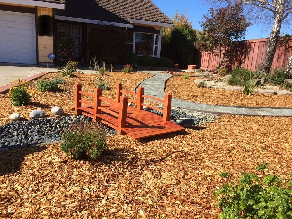 Expert lawn mowing service in Rodeo, CA - JM Landscaping