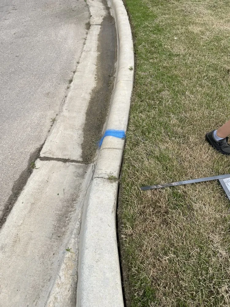 Custom yard cleanup service experts serving San Antonio, TX - J&M Landscaping