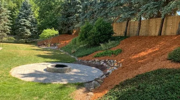 JM Lawn & Landscape Logo