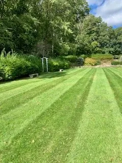 Trusted lawn care service experts serving Marlborough, CT - J&M Lawn Care
