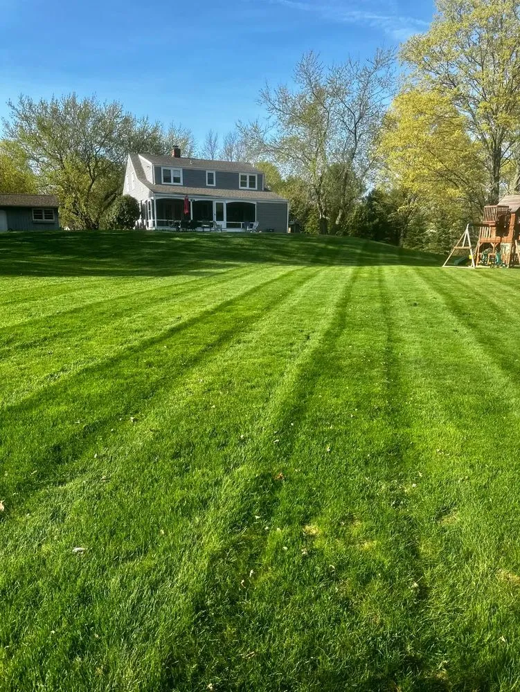 Affordable lawn care service experts serving Marlborough, CT - J&M Lawn Care