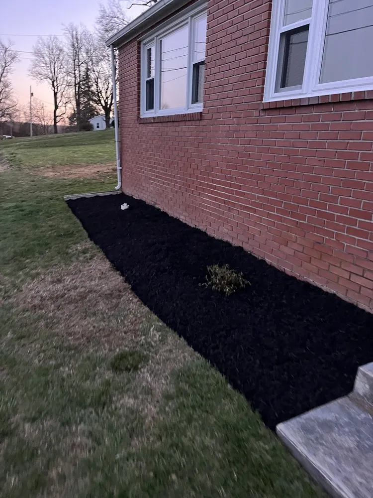 Professional lawn care service in Sabillasville, MD by JM Lawn Services
