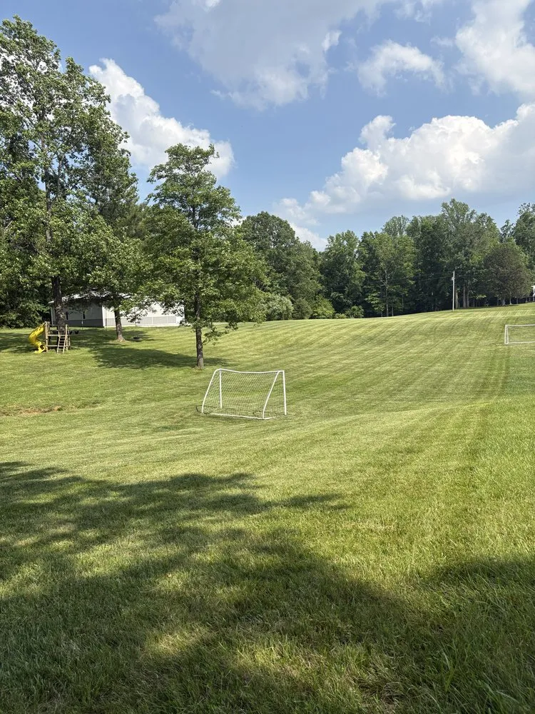 Professional garden landscaping in Sellersburg, IN - JM Outdoor Services