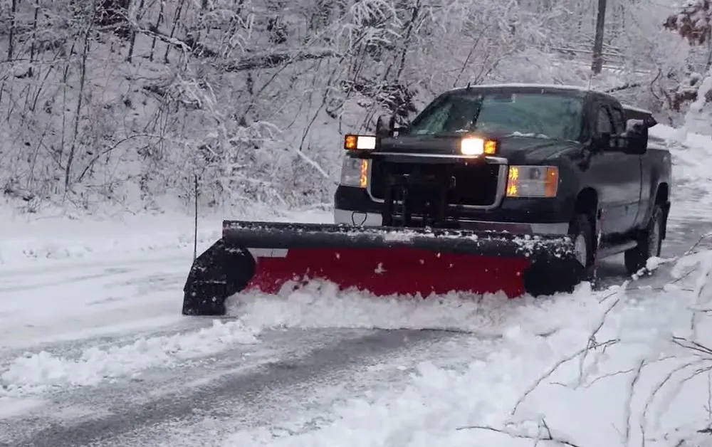 Expert residential landscaping in Huntington Station, NY by JM Saravia Landscaping