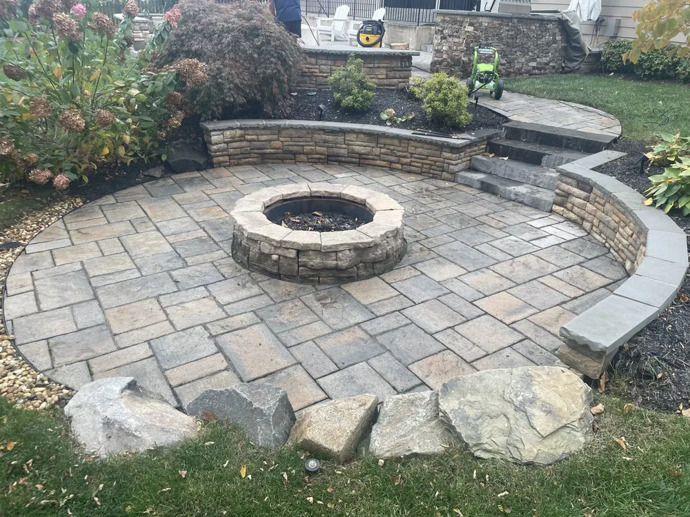 Custom residential landscaping for year-round maintenance in Aldie, VA by JM Scapes