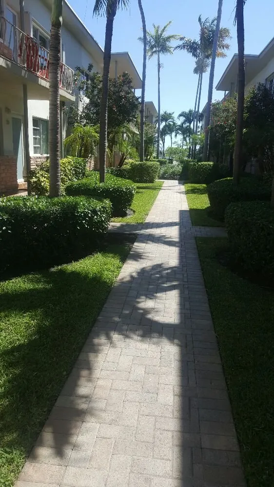 Custom garden landscaping for beautiful yards across Hialeah, FL - JM Xelandscaping