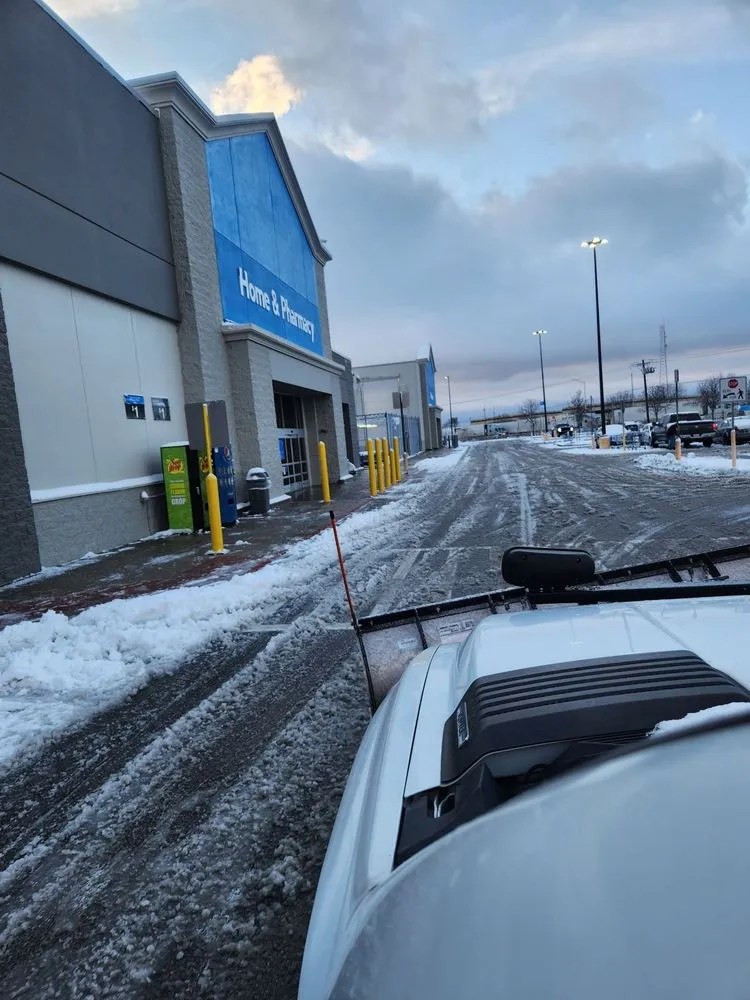 Reliable outdoor landscaping in Saint Louis, MO by JMendez