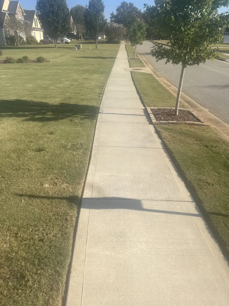 Professional landscape design experts serving Griffin, GA - JMG Lawn Care