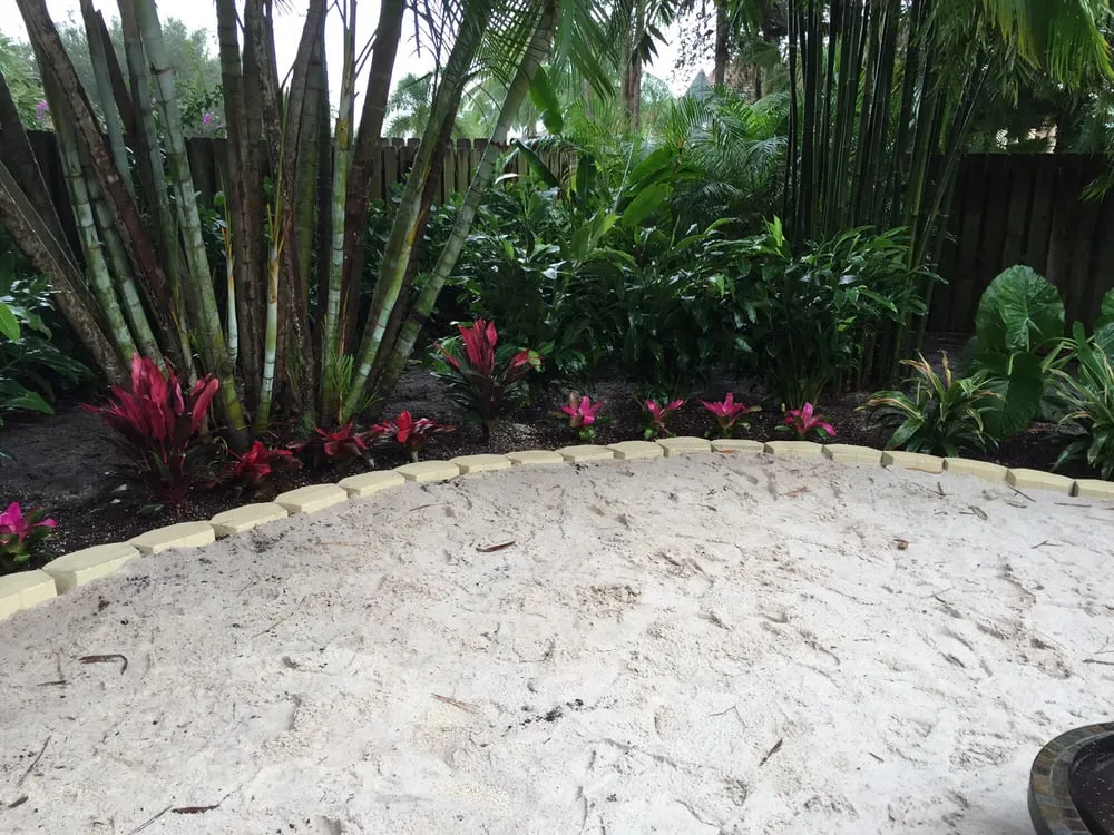 Top-rated yard cleanup service in Jupiter, FL by JMJ Landscape