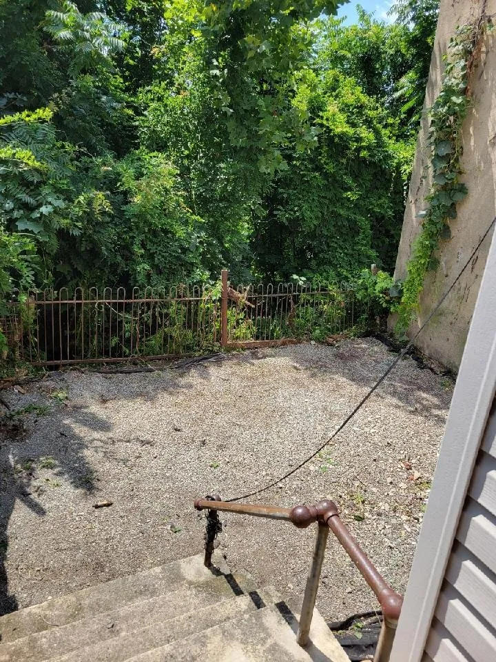 Trusted yard maintenance in Easton, PA - JmJ Property Services