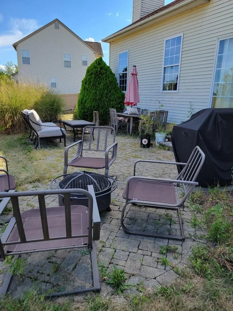 Local yard maintenance in Easton, PA - JmJ Property Services