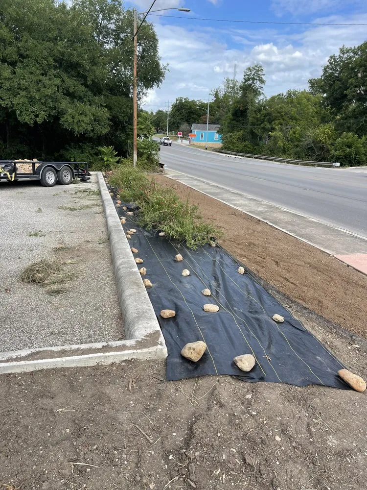 Professional lawn care service experts serving Seguin, TX - JMJ Property Services