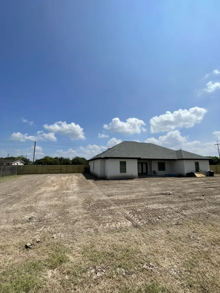 Top-rated yard cleanup service near you across San Benito, TX - JMJ Superior Services