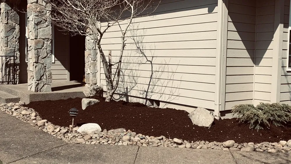 Local yard cleanup service in Salem, OR by JML Landscape Maintenance