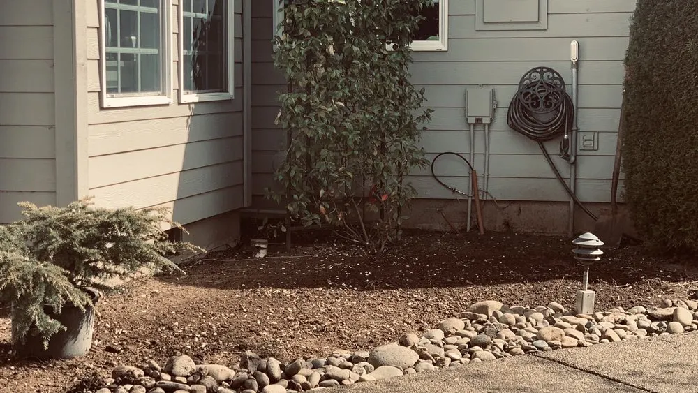 Professional garden landscaping experts serving Salem, OR - JML Landscape Maintenance