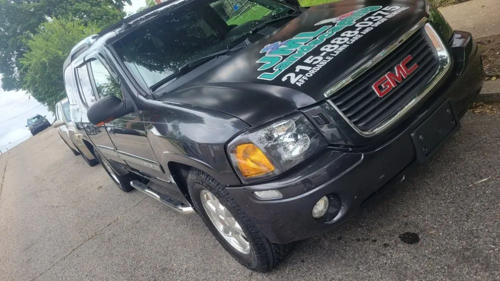 Reliable lawn care service experts serving Philadelphia, PA - JML Landscaping