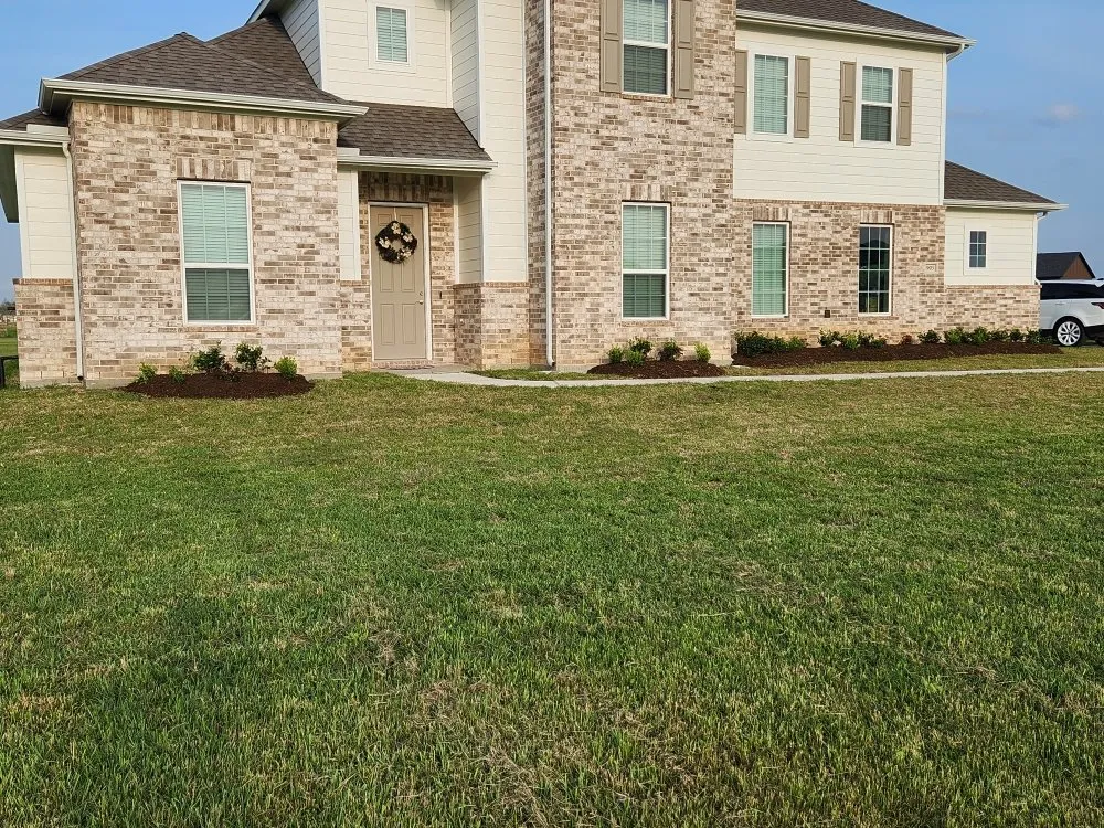 Trusted landscape design experts serving Rosharon, TX - JML Lawn Services