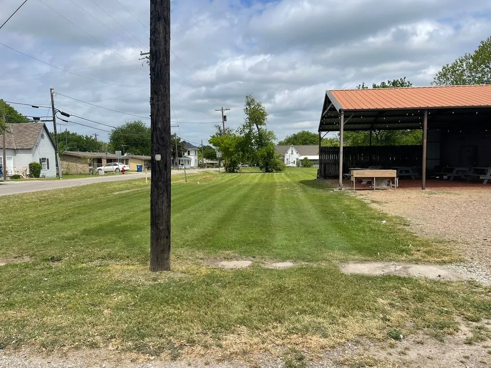 Top-rated residential landscaping in Bloomington Springs, TN - JMR Lawn Care