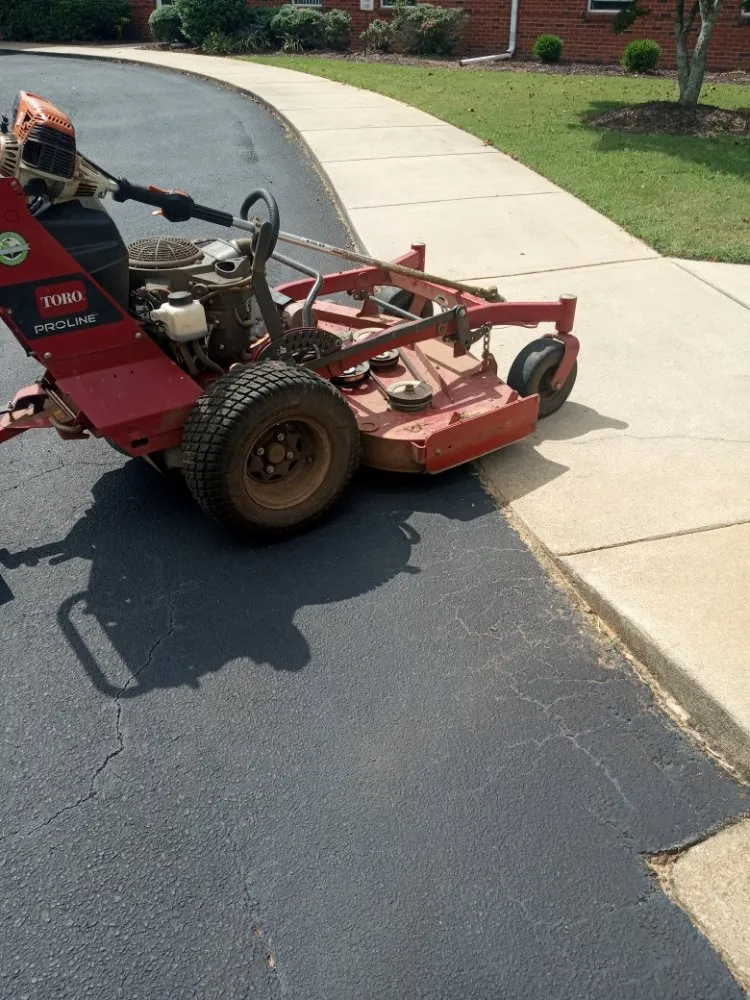 Trusted yard maintenance in Taylors, SC - J&M's Down to Earth Lawn Care