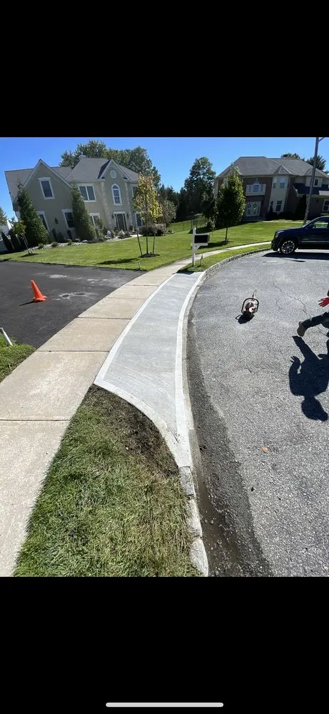Top-rated residential landscaping for year-round maintenance in Hamilton Township, NJ by JMW Construction