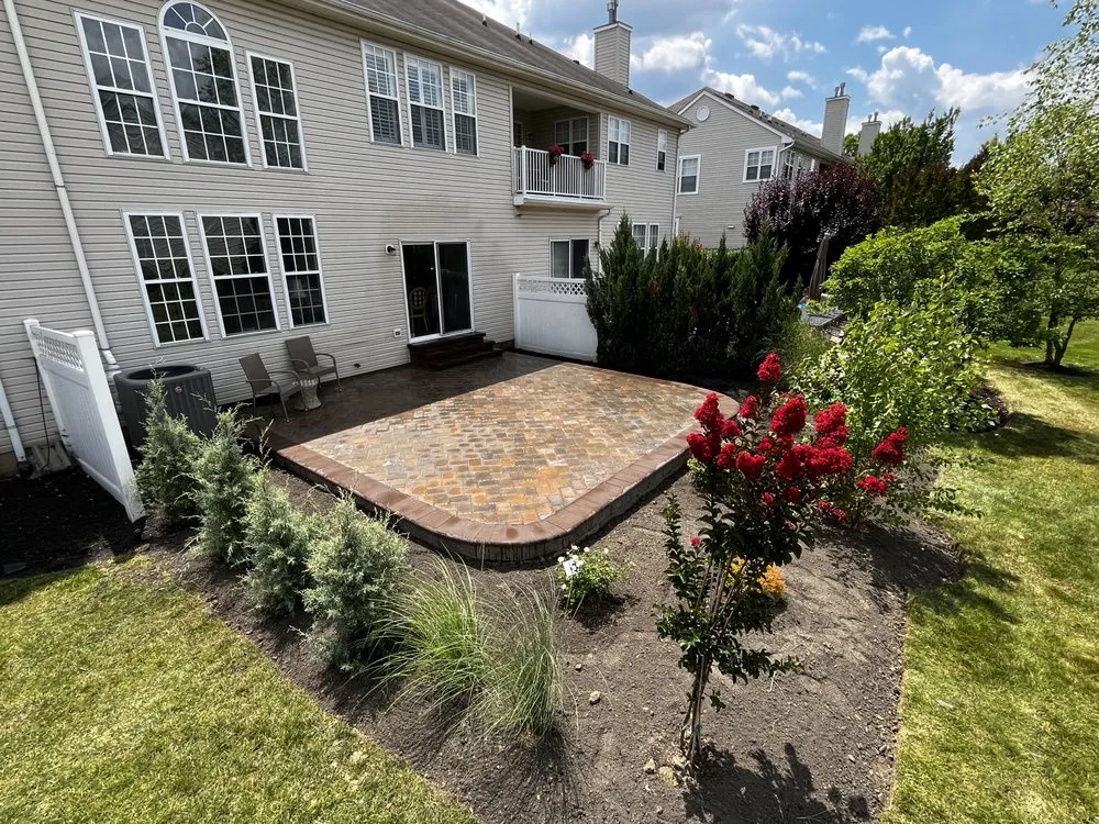 Professional outdoor landscaping in Hamilton Township, NJ - JMW Construction