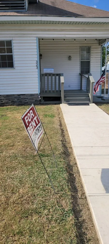 Expert yard cleanup service in San Antonio, TX - JMZ Pressure Washing