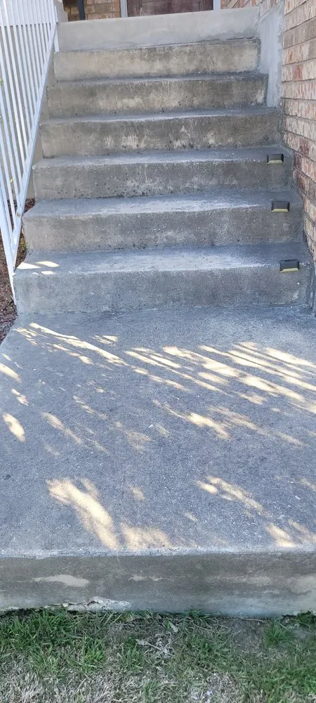 Trusted yard maintenance in San Antonio, TX by JMZ Pressure Washing