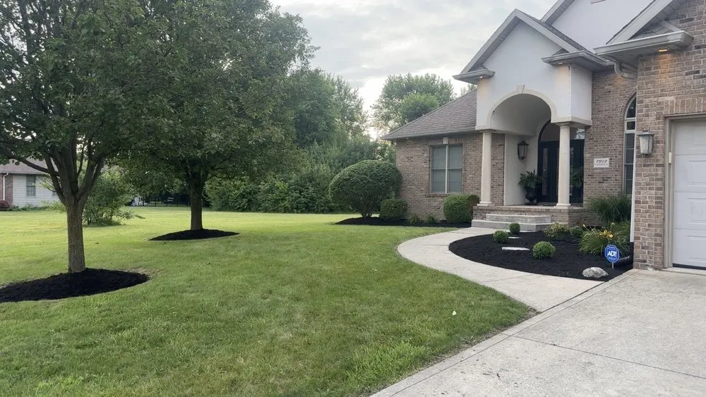 Reliable garden landscaping for year-round maintenance in Indianapolis, IN by J&N