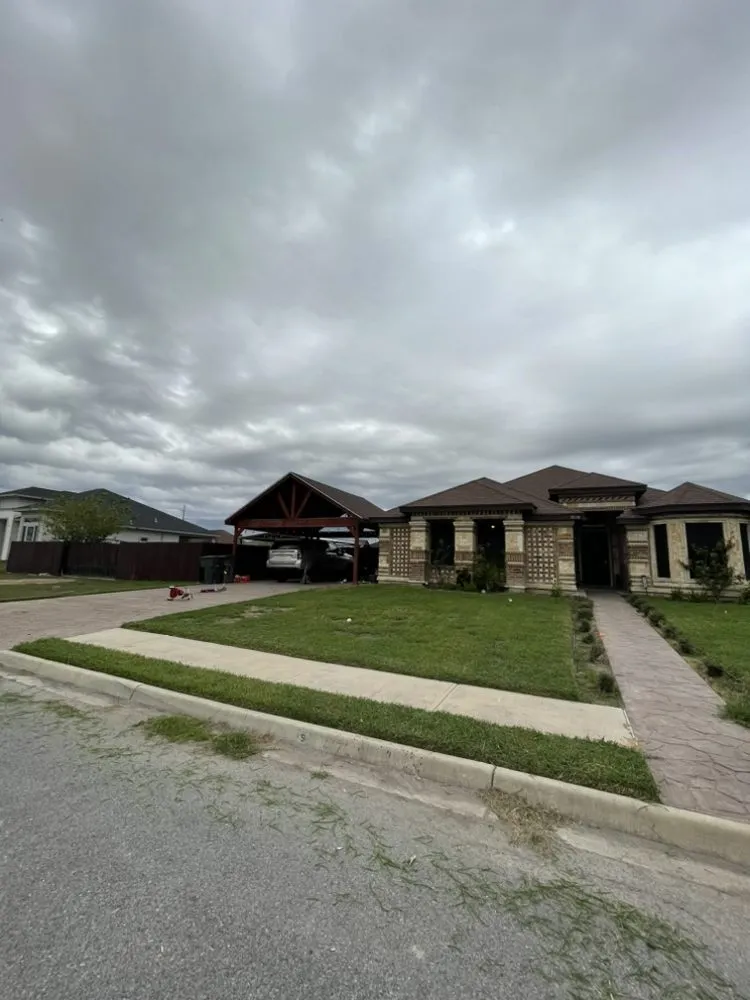 Local outdoor landscaping for beautiful yards in Weslaco, TX by JN Lawn Service