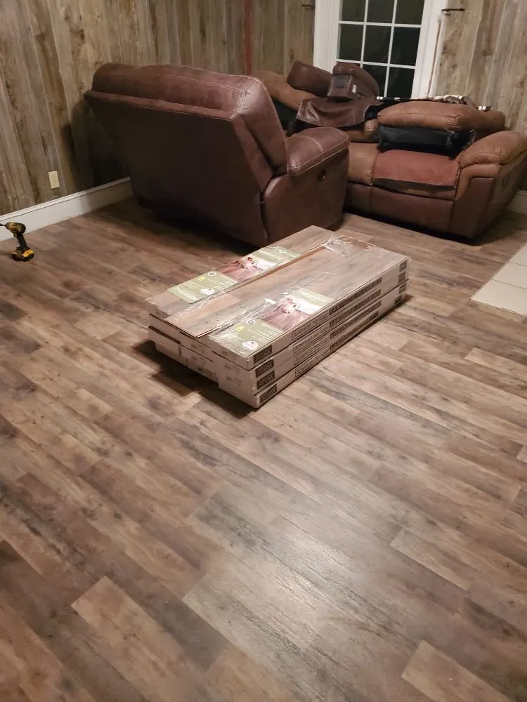 Expert yard cleanup service in New Albany, IN by J&N Lawncare And Remolding