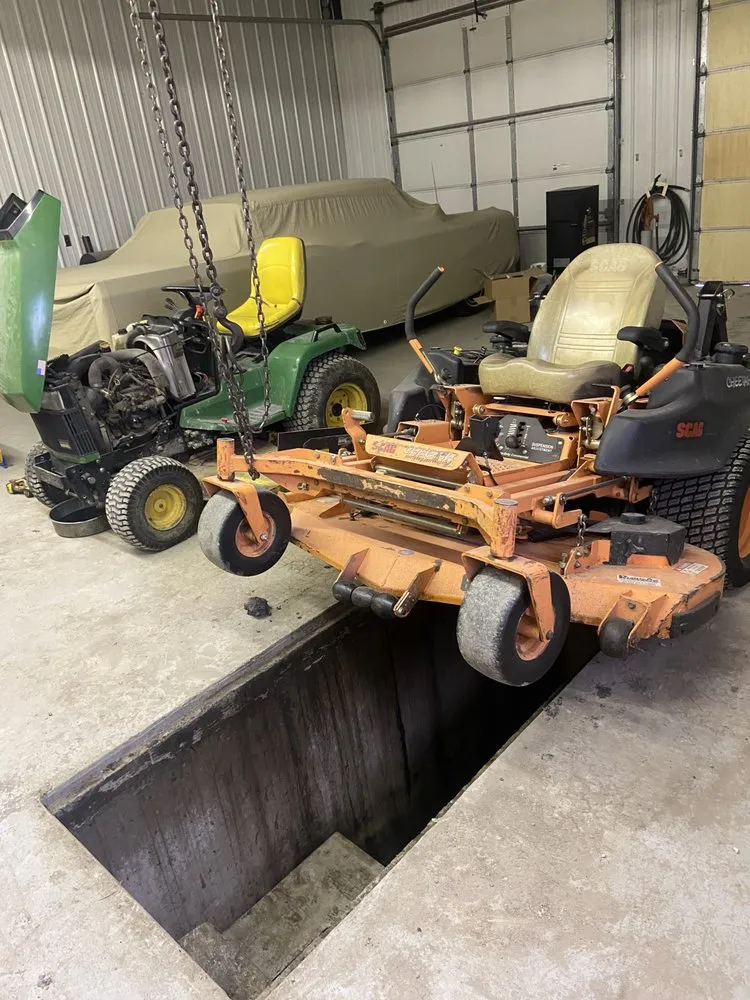 Local yard maintenance in Mitchellville, IA - J&N Mow & Snow