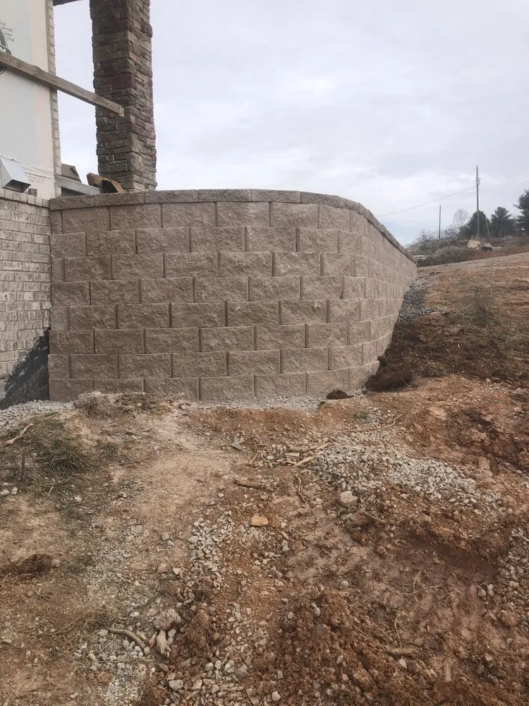 Custom garden landscaping experts serving Knoxville, TN - JNA Construction & Landscape