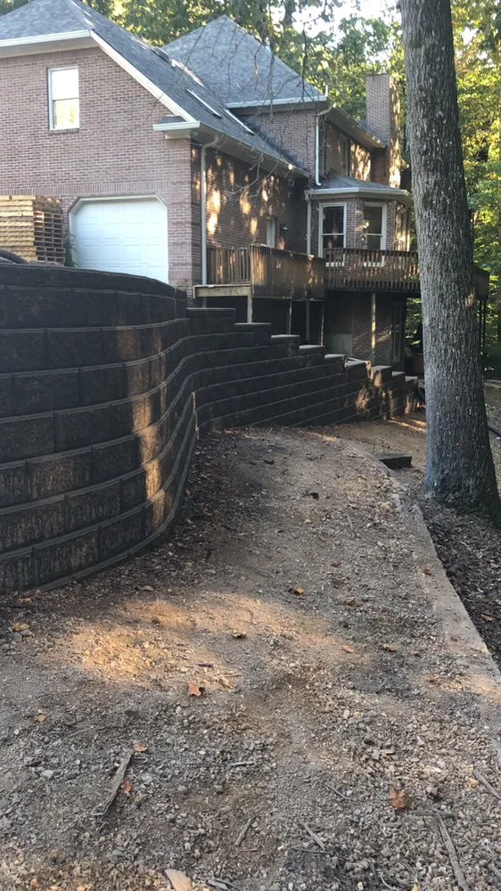 Professional yard cleanup service for homes across Knoxville, TN - JNA Construction & Landscape