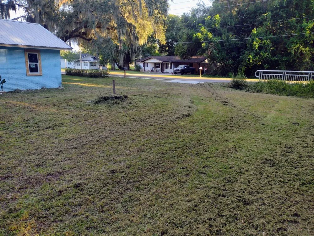 Professional lawn mowing service in Auburndale, FL - Jnc Lawncare