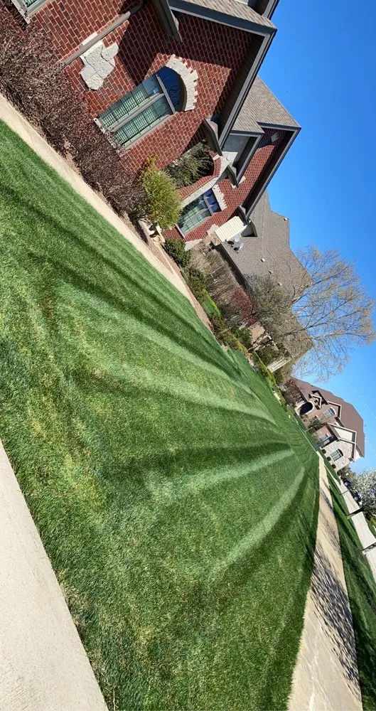 Trusted yard maintenance in Mokena, IL by JNE LawnCare