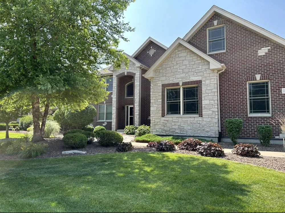 Custom lawn care service near you across Mokena, IL - JNE LawnCare