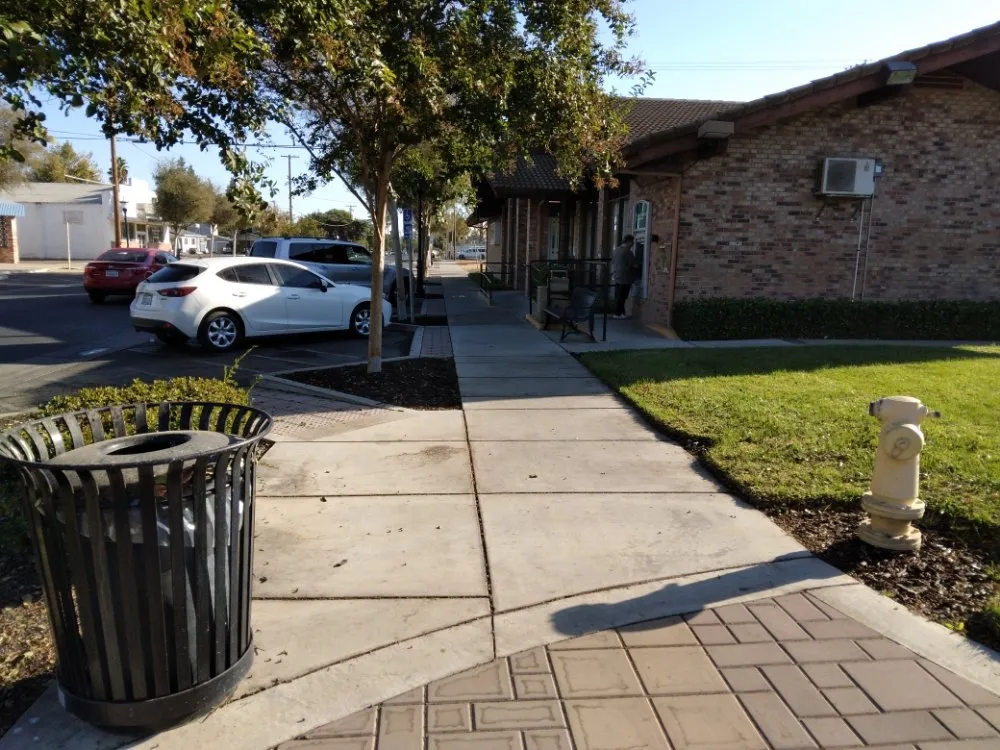 Reliable yard maintenance for outdoor upgrades across Turlock, CA - JNG Landscape & Maintenance