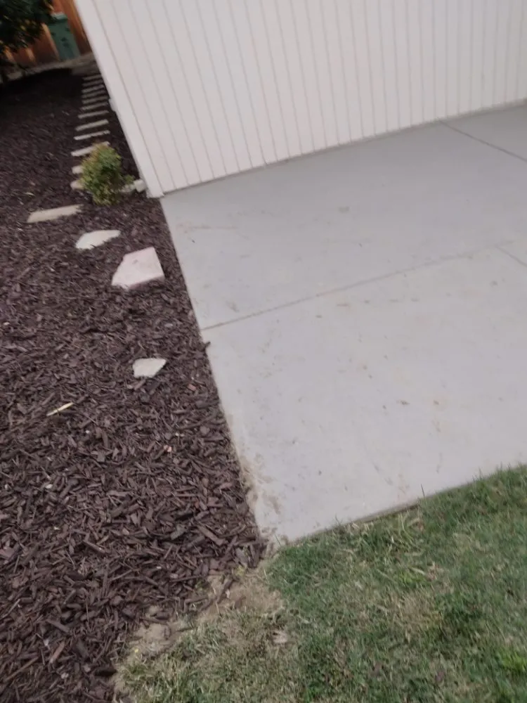 Trusted yard cleanup service near you in Turlock, CA by JNG Landscape & Maintenance