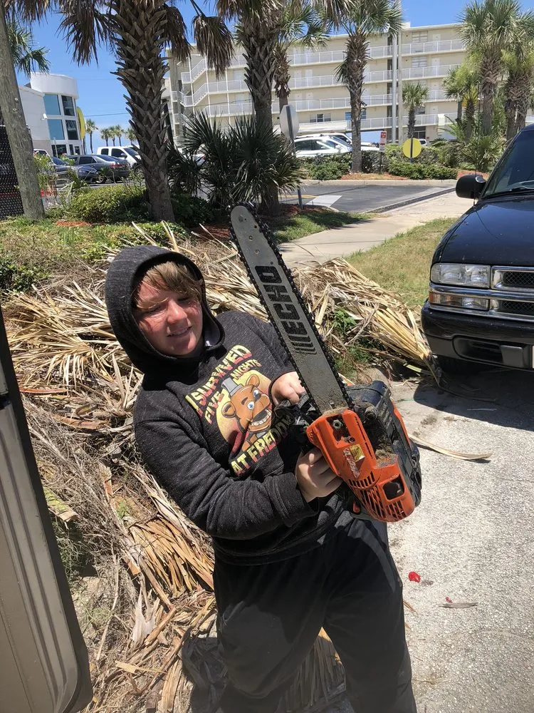 Top-rated yard maintenance in Daytona Beach, FL by JNG Tree Service and Landscaping