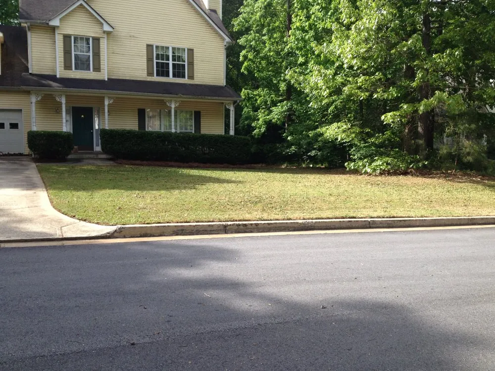 Reliable landscaping services for year-round maintenance across Snellville, GA - JnJ Landscaping Plus
