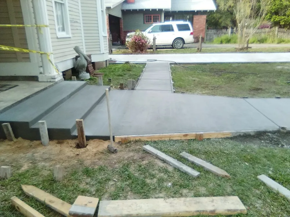 Trusted lawn mowing service for residential properties across Breaux Bridge, LA - JNJ Services