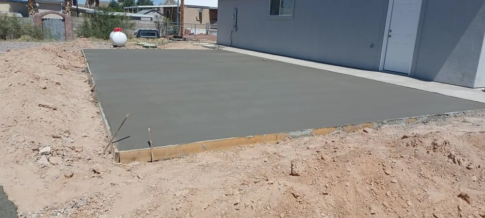Expert lawn care service with custom design in Littlefield, AZ by JNR Concrete & Landscaping