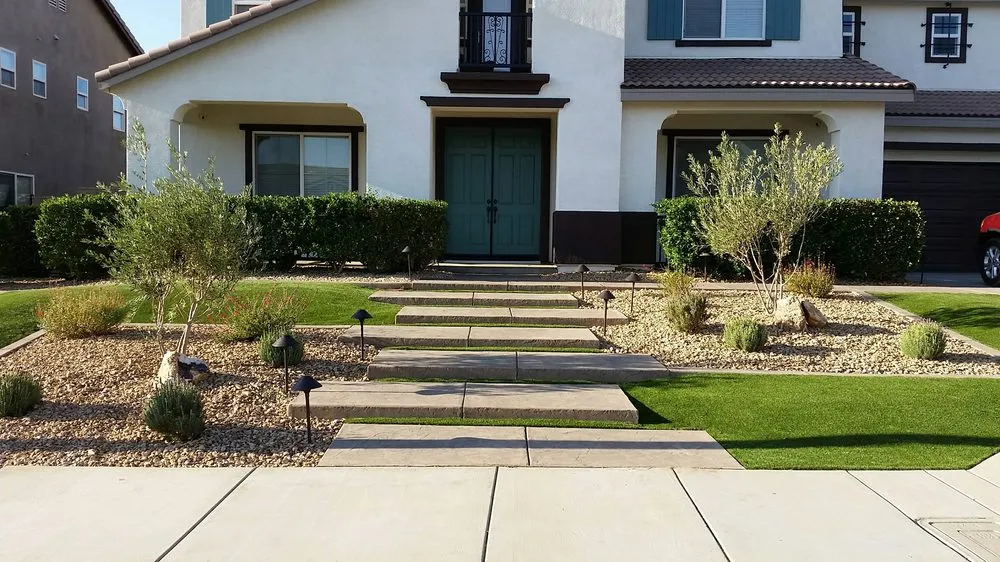 Top-rated yard cleanup service experts serving Canyon Country, CA - JNR Home Improvements