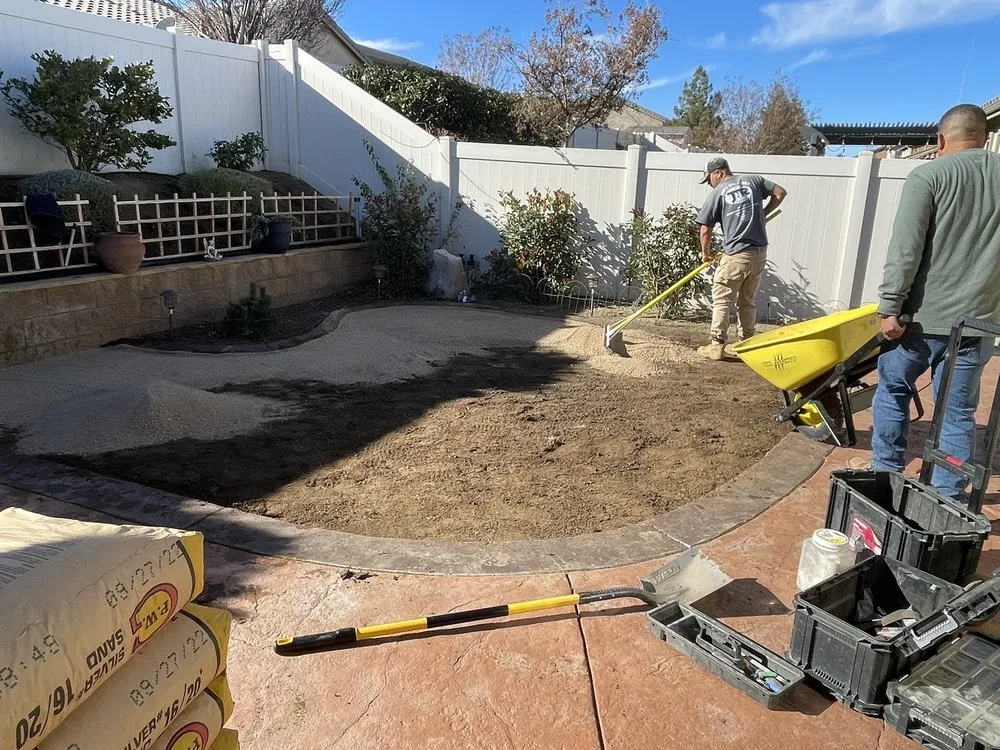 Custom outdoor landscaping in Palmdale, CA by JNR Home Improvements