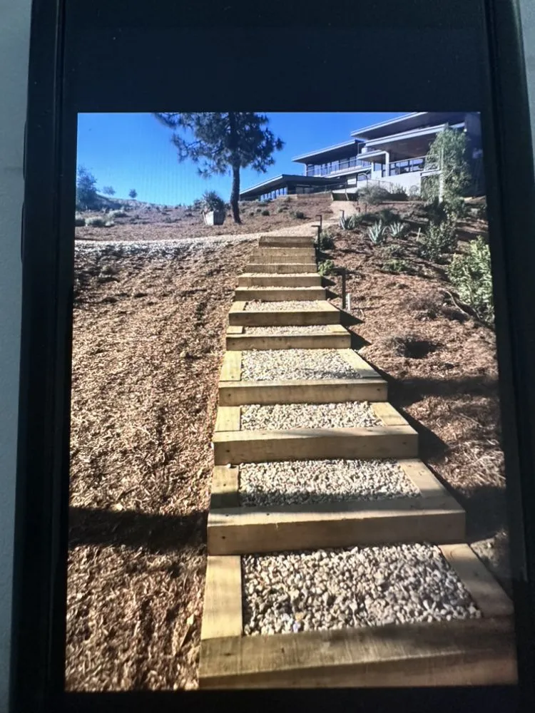 Reliable lawn care service in Santa Clarita, CA - JNR Maintenance