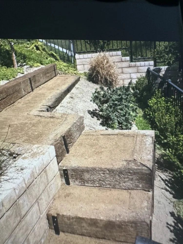 Reliable landscaping services near you in Santa Clarita, CA by JNR Maintenance