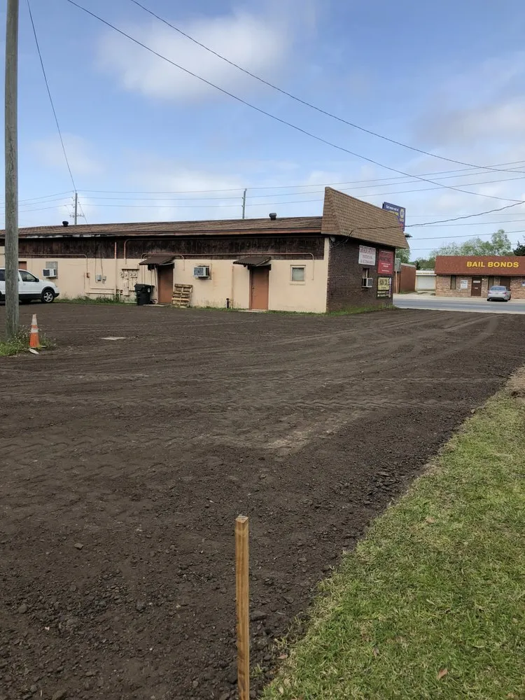 Reliable landscape design in Milton, FL by Jo Dirt Hauling And Land Development