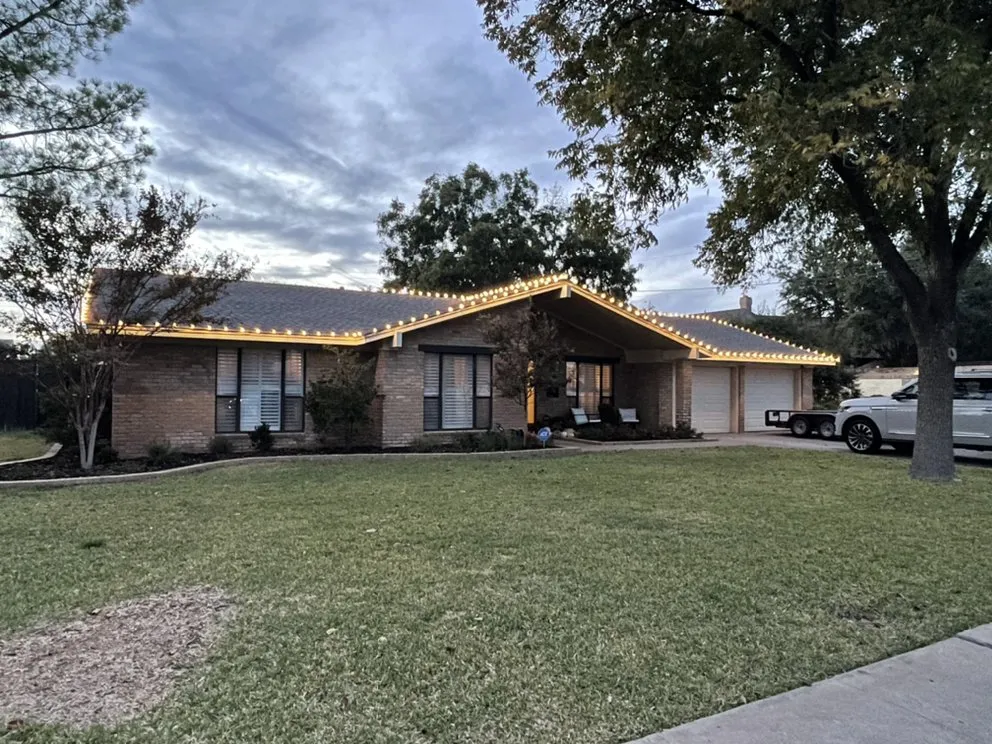 Professional landscaping services for beautiful yards in Midland, TX by Jo Jo's Bee Lawn & Tree Service